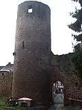Stompe Toren met stadspoortje, 14e eeuw