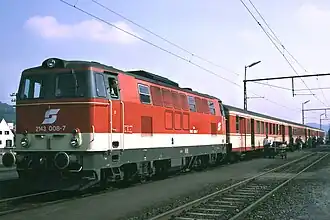 ÖBB 2143 008-7 op 5 oktober 1988 in Feldbach (Steiermark)