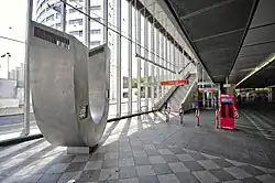 De U-turn in de stationshal