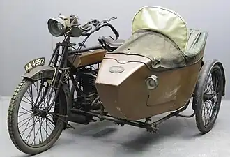 James Model 6 4½ HP uit 1915