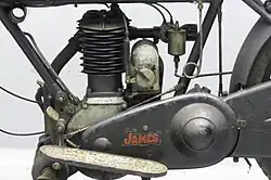 Jarenlang een kenmerk van de James-motoren, de ongelijkmatig gevormde koelribben, zoals op dit  Model 6 4½ HP uit 1914