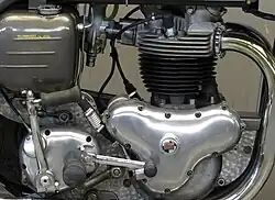 Dominator 99-blok uit 1957