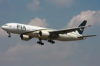 Een Boeing 777-200ER van PIA