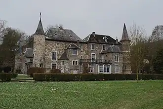 Kasteel du Vieux Fourneau, administratief centrum van de gemeente Hamoir