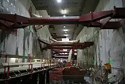 Aanbouw bovenste perronniveau station De Pijp,  2014