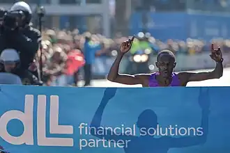 Stephen Chebogut wint de marathon van Eindhoven in 2015