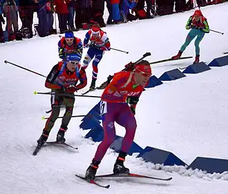 Lowell Bailey (vooraan)