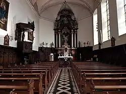 Gezicht op het altaar