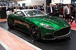 Een groene DB11 op het autosalon van Genève (2018)