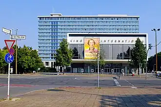 The Hundred-Foot Journey