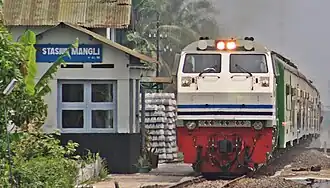 Mutiara Timur op station Mangli (2011)