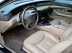 Lincoln Mark VIII (1998), interieur