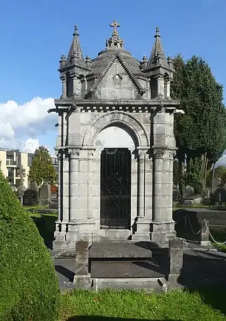 Praalgraven op de begraafplaats van Berchem