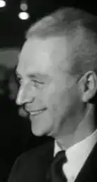 Elzas in 1957 tijdens de opening van de Bijenkorf in Rotterdam