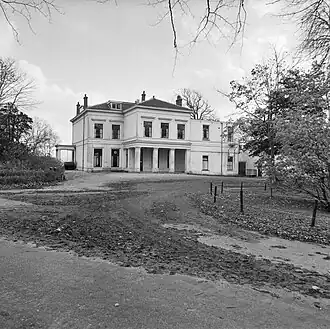 Landhuis Teylingerbosch te Vogelenzang, een van de opnamelocaties