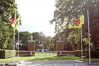 Toegang tot de begraafplaats