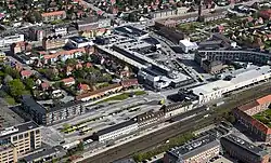 Het station en omgeving.