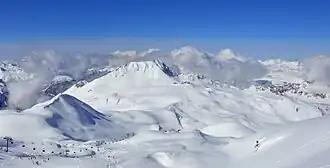 Zicht op de Aiguille Grive en zijn bergkam vanaf de flanken van de Aiguille Rouge