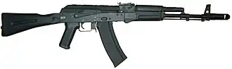 Standaard AK- 74M.
