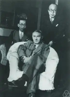 Claude Chevalley (in het midden), met Yasuo Akizuki en Akira Kobori