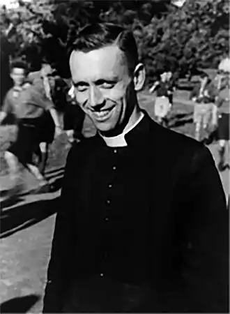 Bert Peeters als jonge Chiro-proost