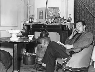 Albert Muis in zijn atelier, Amsterdam, 1944