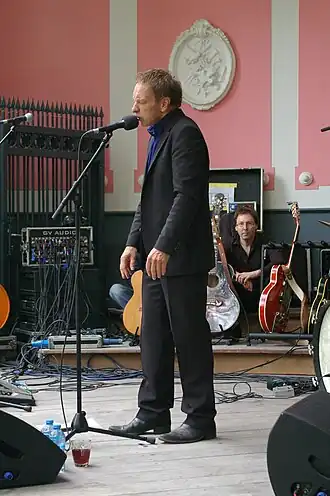 Alex Roeka in de Prinsentuin te Leeuwarden