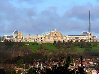 De voorzijde van Alexandra Palace