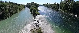 De monding van de Alm in de Traun