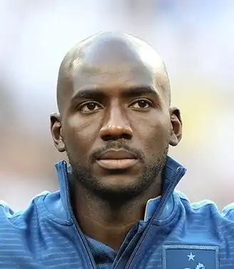 Alou Diarra voorafgaand aan het EK-duel tegen Engeland, op 11 juni 2012 in Donetsk, Oekraïne
