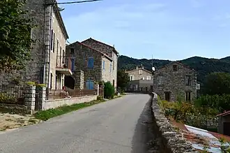 Zicht op Azilone-Ampaza