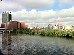 Badhuiskade aan het Buiksloterkanaal voor de ontwikkeling van de Strip (2011)