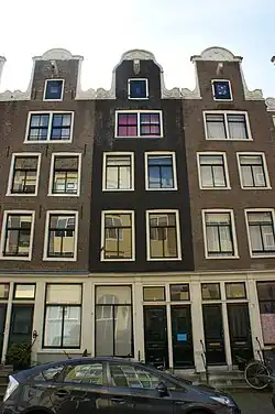 Voorgevels aan de Hoogte Kadijk nrs. 58-60 (september 2011)