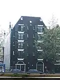 Dubbel pakhuis met trapeziumgevel
