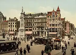 Amsterdam in de jaren 1890 met het monument Naatje van de Dam