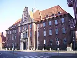 Monumentaal gebouw uit 1916 , zetel van het Amtsgericht
