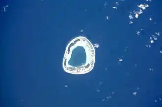 Satellietfoto van het atol Anuanurunga