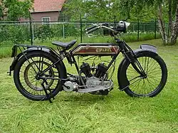 Ariel 700cc-v-twin uit 1915