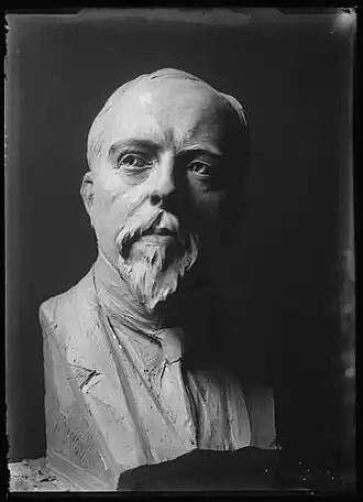 Borstbeeld Theo van Delft (1916) door August Falise