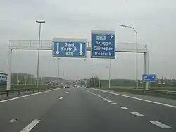 TXS (middenberm viermaal) en GZM en GSO-armaturen, E17 / A14, Knooppunt Aalbeke met E403 / A17 (verdwenen ca. 2018–2019)