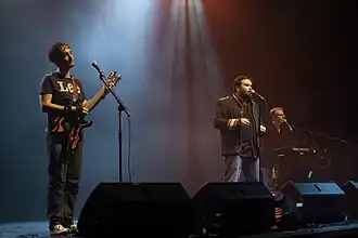 The Axis of Awesome (Links naar rechts: Lee Naimo, Jordan Raskopoulos, Benny Davis)