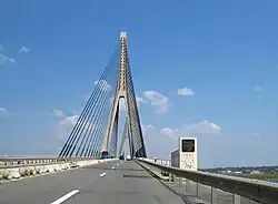 De internationale brug Spanje-Portugal over de Guadiana in de buurt van Ayamonte