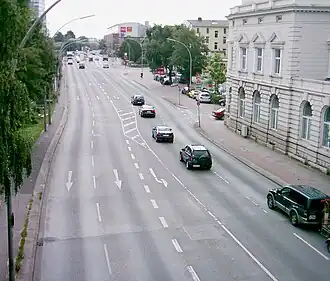 De B73 in Hamburg-Harburg in 2007