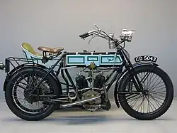 BAT 8 pk (1000 cc) uit 1912 met een JAP-zijklepmotor