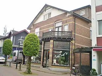 alt= Brinkstraat 33-35 (2013)