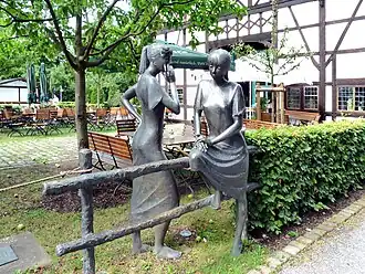 Sculptuur bij het kuurpark De fluisteraarsters, Jürgen Ebert, 1988