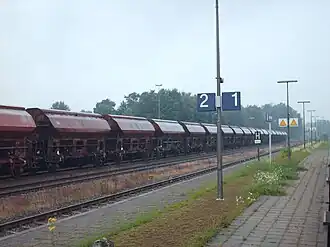 Goederentrein in station Sennelager