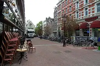 Bakkersstraat gezien naar de Amstel (juli 2011)