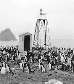 De vuurtoren op Hewison Point in 1976