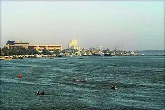 Basra vanaf de Sjatt al-Arab